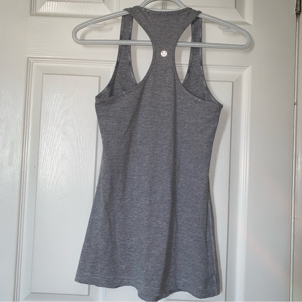Lululemon Cool Racerback, Size 6 - Picture 10 of 11